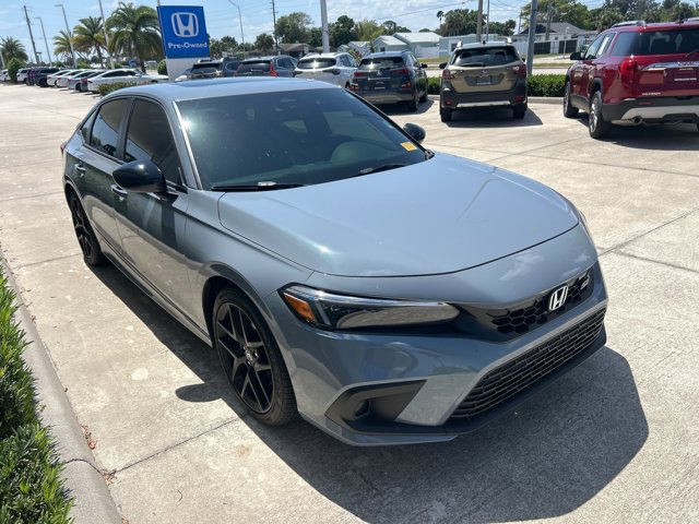 Vehicle image 6 of 20