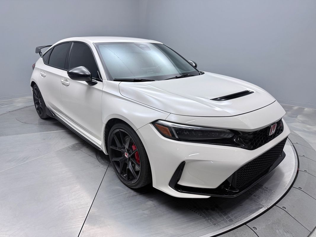 2024 Honda Civic Type R Base Image 3 of 19