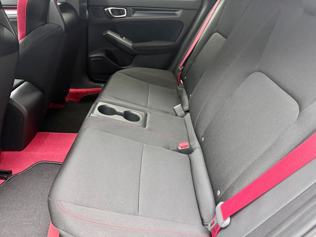 2024 Honda Civic Type R Base Image 9 of 19