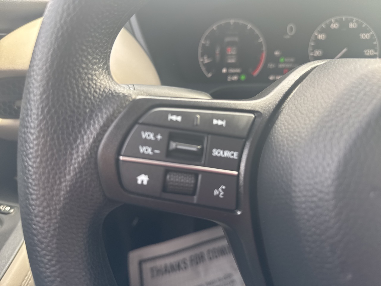 Vehicle image 11 of 14