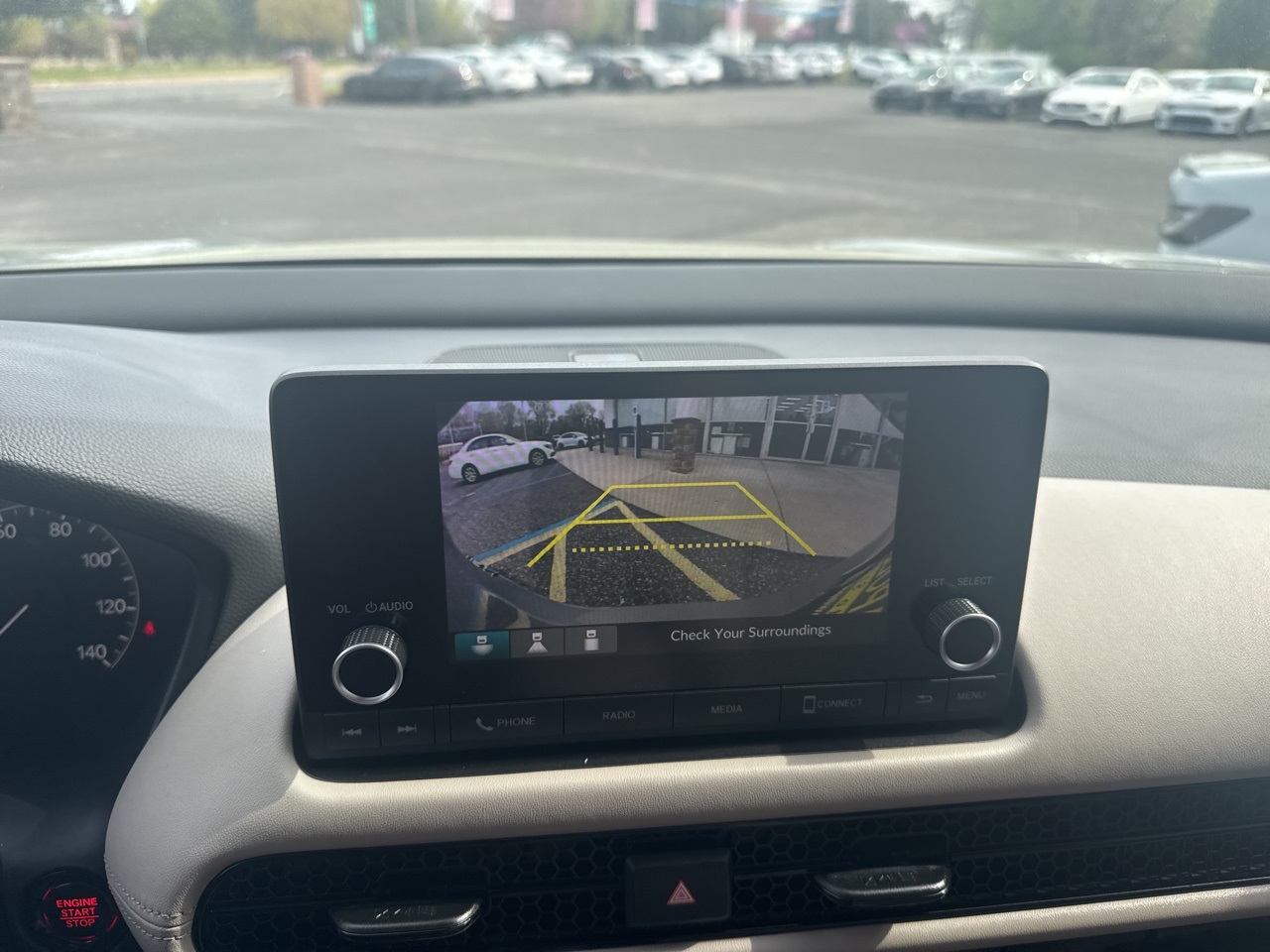 Vehicle image 13 of 14