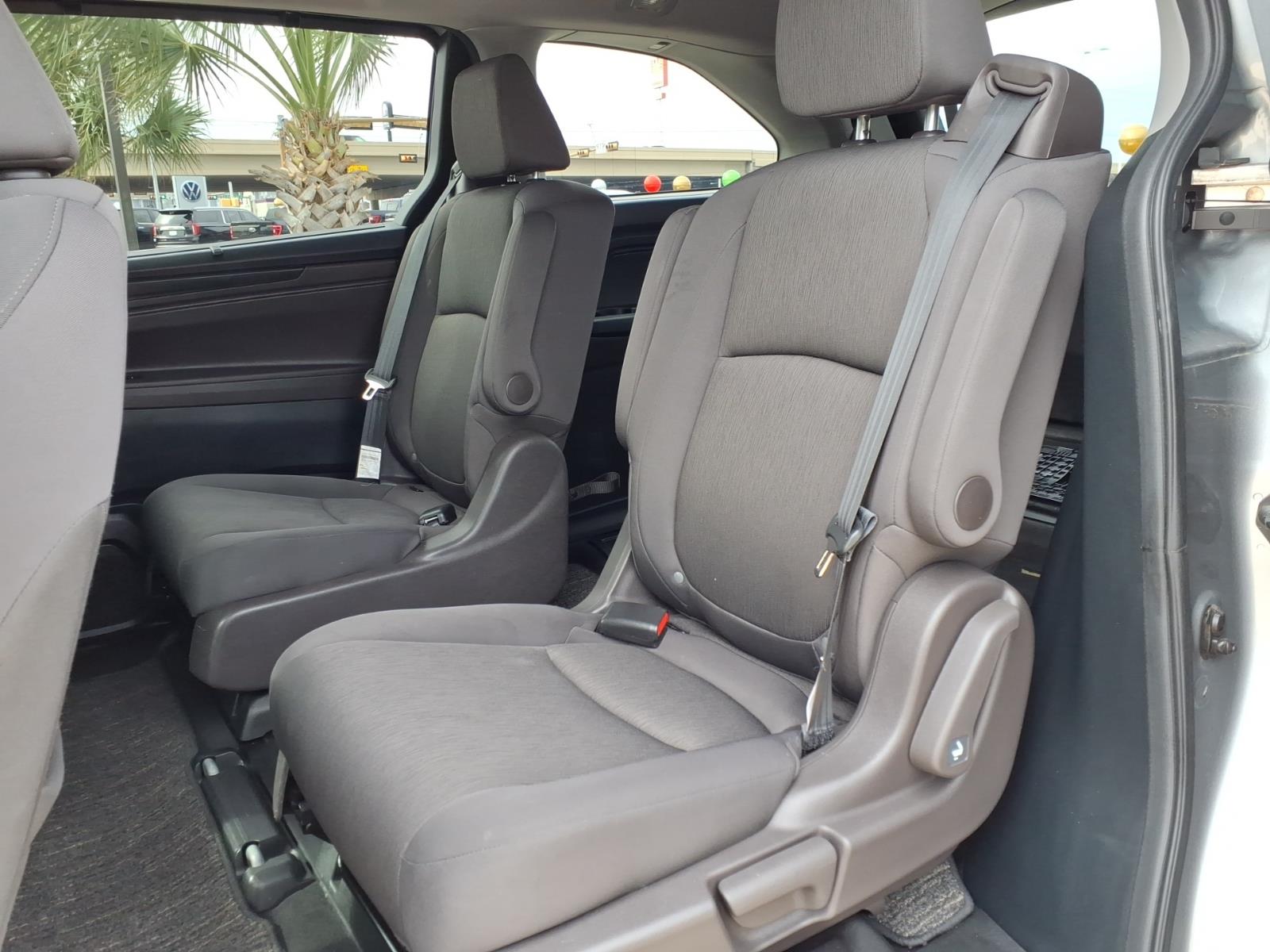 2024 Honda Odyssey EX Image 11 of 30