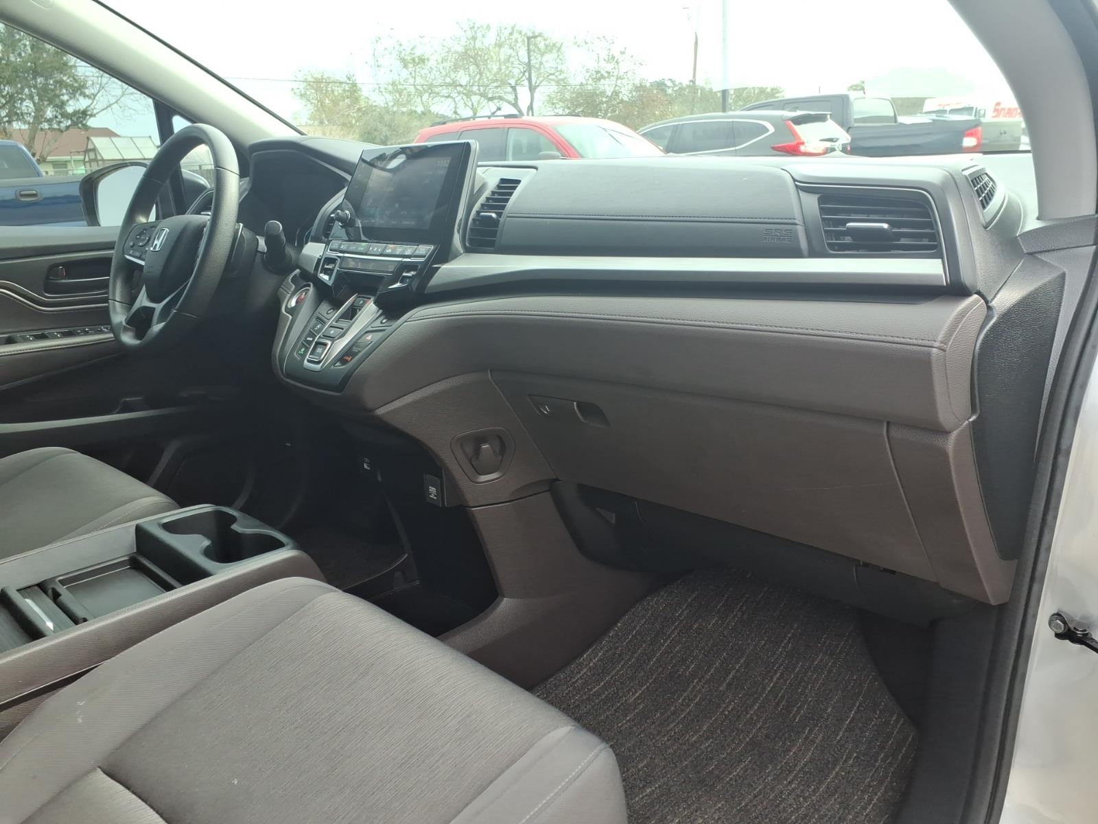 2024 Honda Odyssey EX Image 25 of 30