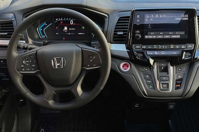 Vehicle image 18 of 27