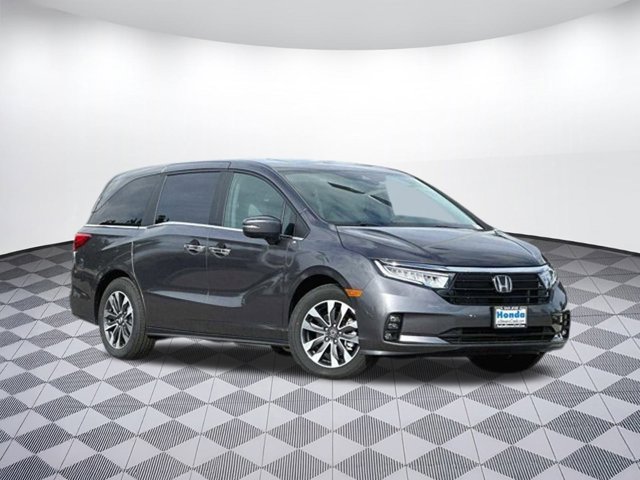 Vehicle image 6 of 27