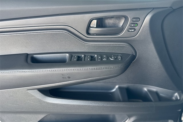 2024 Honda Odyssey EX-L Image 24 of 36