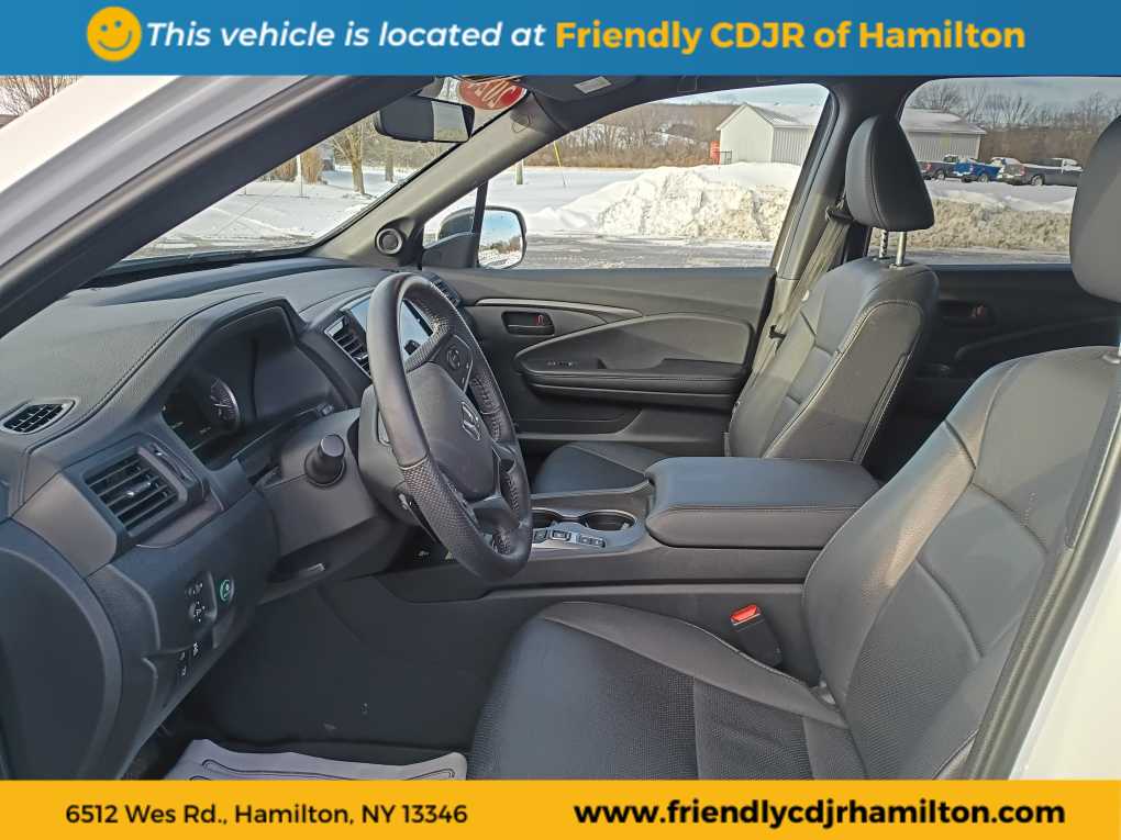 2024 Honda Passport EX-L Image 13 of 15