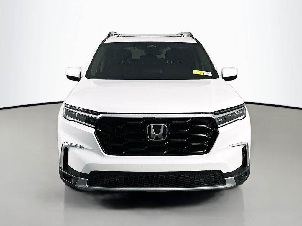 2024 Honda Pilot Elite Image 2 of 38