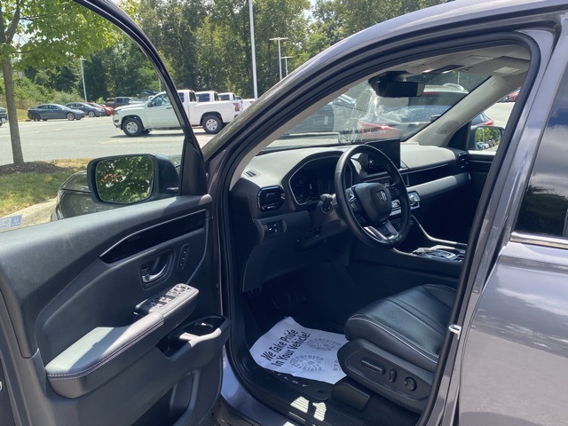 2024 Honda Pilot Elite Image 19 of 41