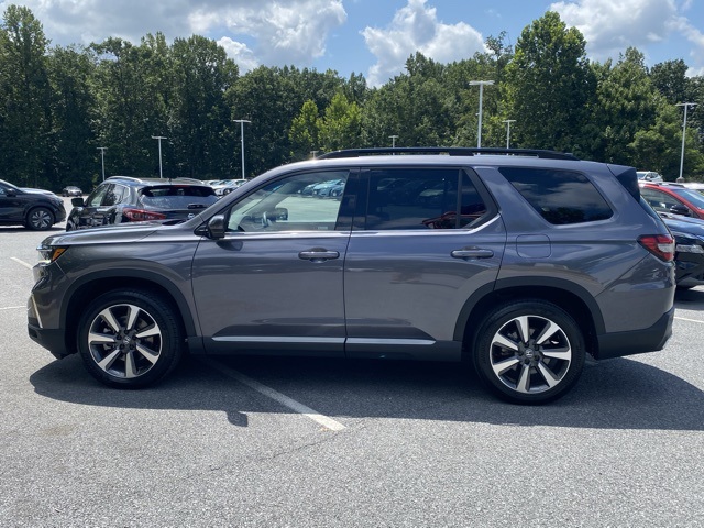 2024 Honda Pilot Elite Image 7 of 41