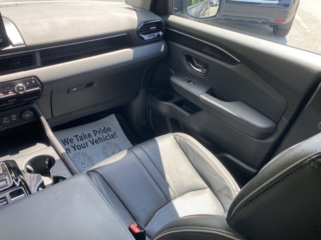 2024 Honda Pilot Elite Image 38 of 41