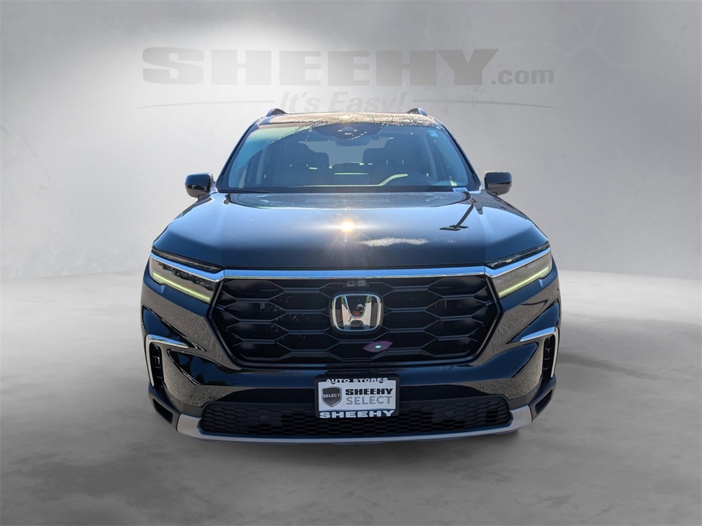 2024 Honda Pilot Elite Image 2 of 34