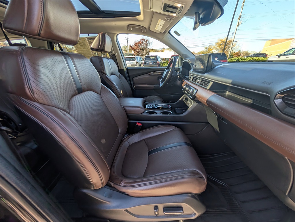 2024 Honda Pilot Elite Image 14 of 34
