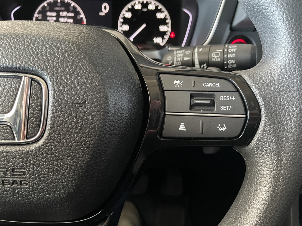 2024 Honda Pilot LX Image 23 of 28