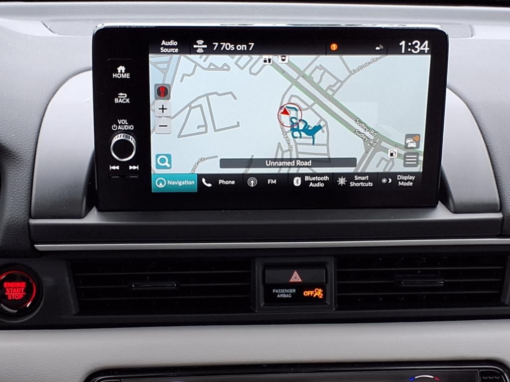 2024 Honda Pilot Touring Image 12 of 18