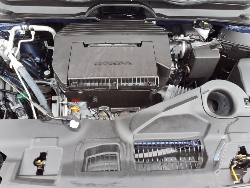 2024 Honda Pilot Touring Image 5 of 18