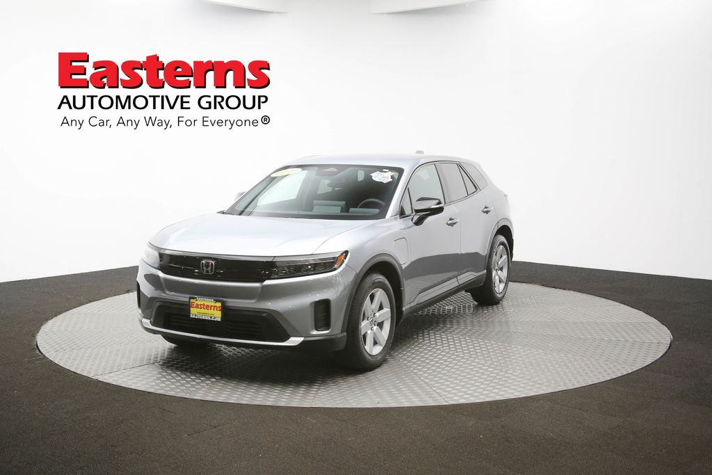 Vehicle image 4 of 60