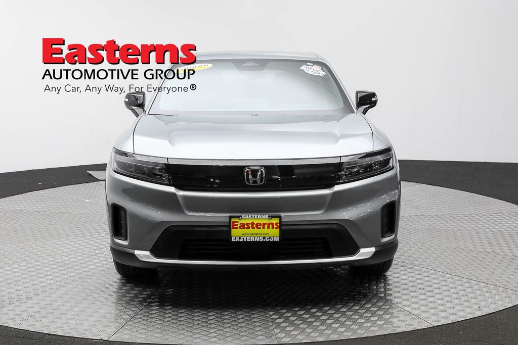 Vehicle image 8 of 60