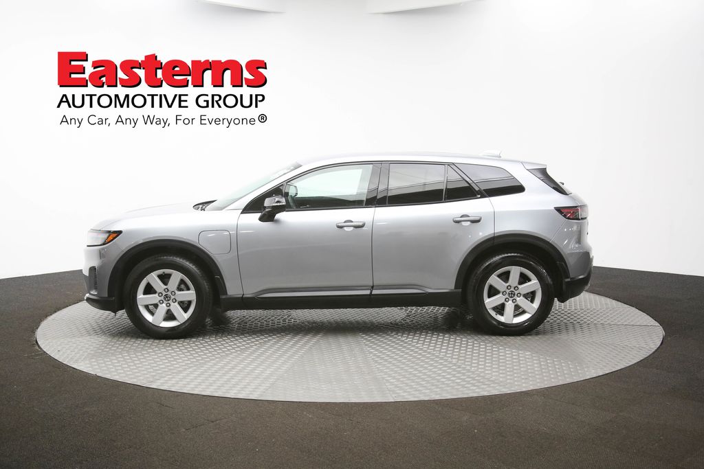 Vehicle image 34 of 60