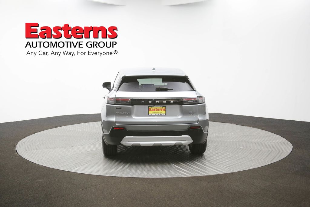 Vehicle image 26 of 60