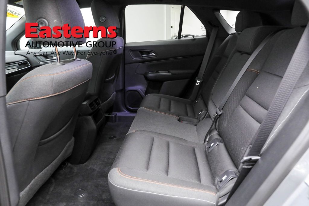 Vehicle image 49 of 60