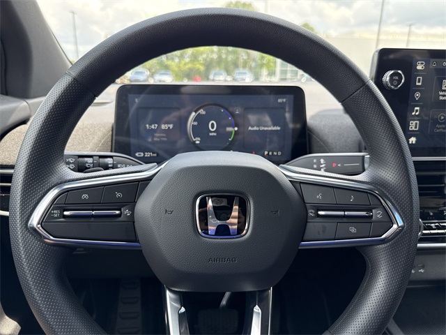 Vehicle image 8 of 11