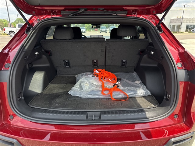 Vehicle image 4 of 11
