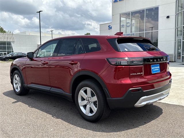 Vehicle image 2 of 11
