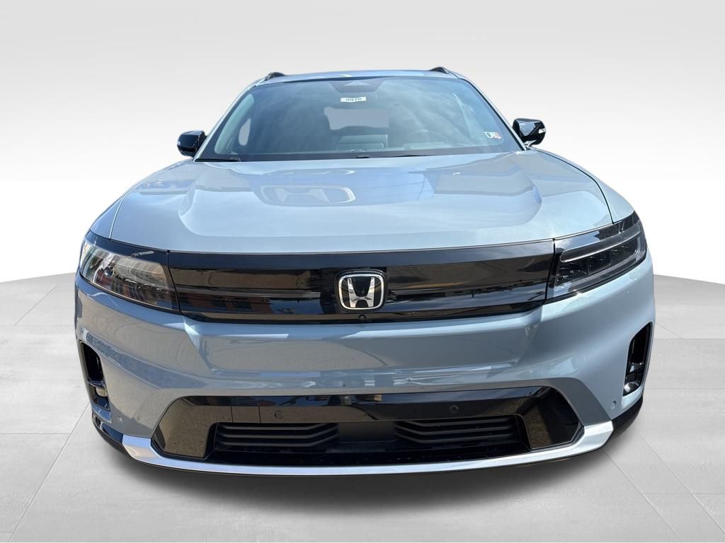 Vehicle image 2 of 7