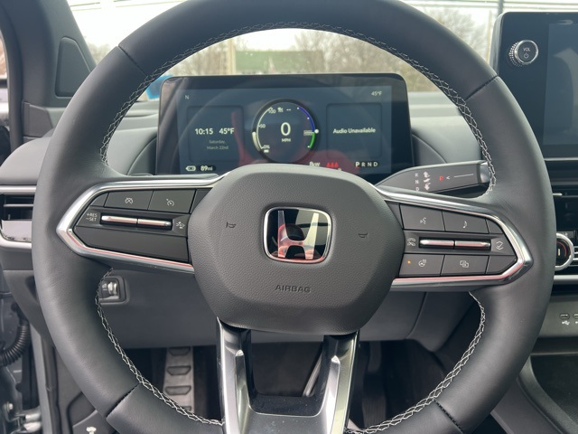 Vehicle image 24 of 27