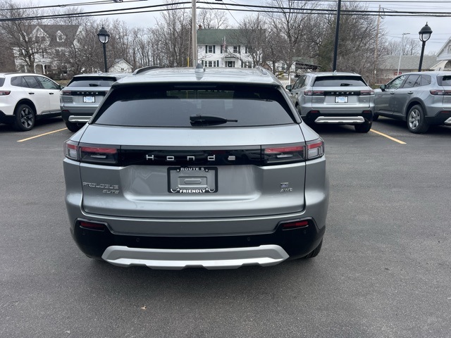Vehicle image 4 of 27