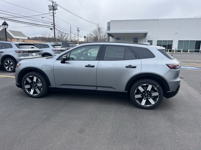 Vehicle image 7 of 27
