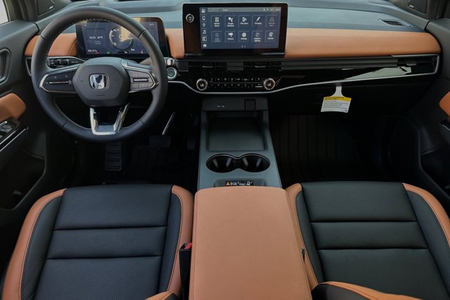 Vehicle image 13 of 31