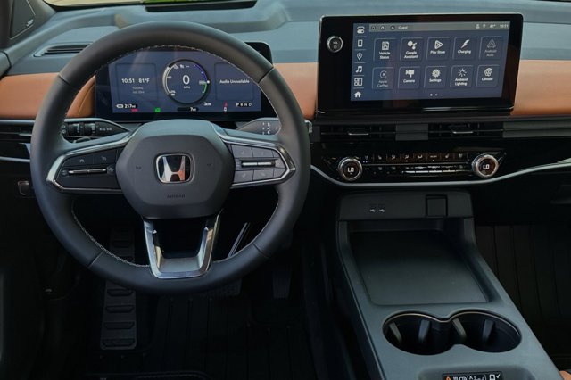 Vehicle image 14 of 31