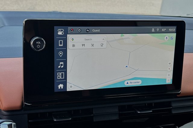 Vehicle image 17 of 31