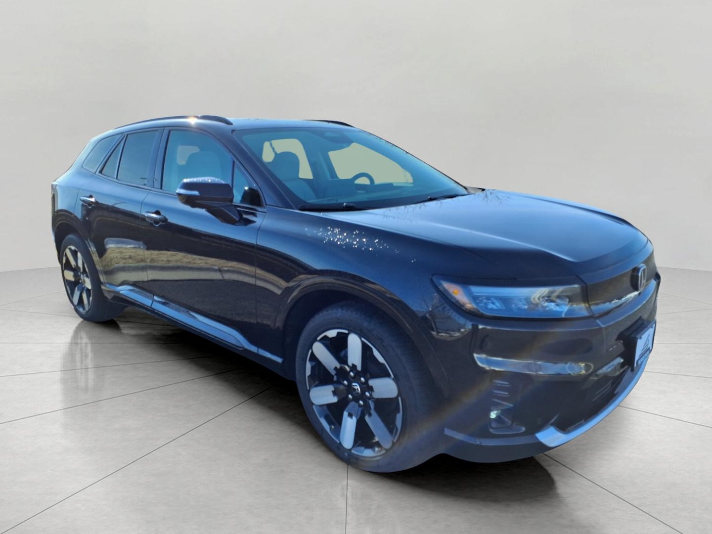 Vehicle image 3 of 37
