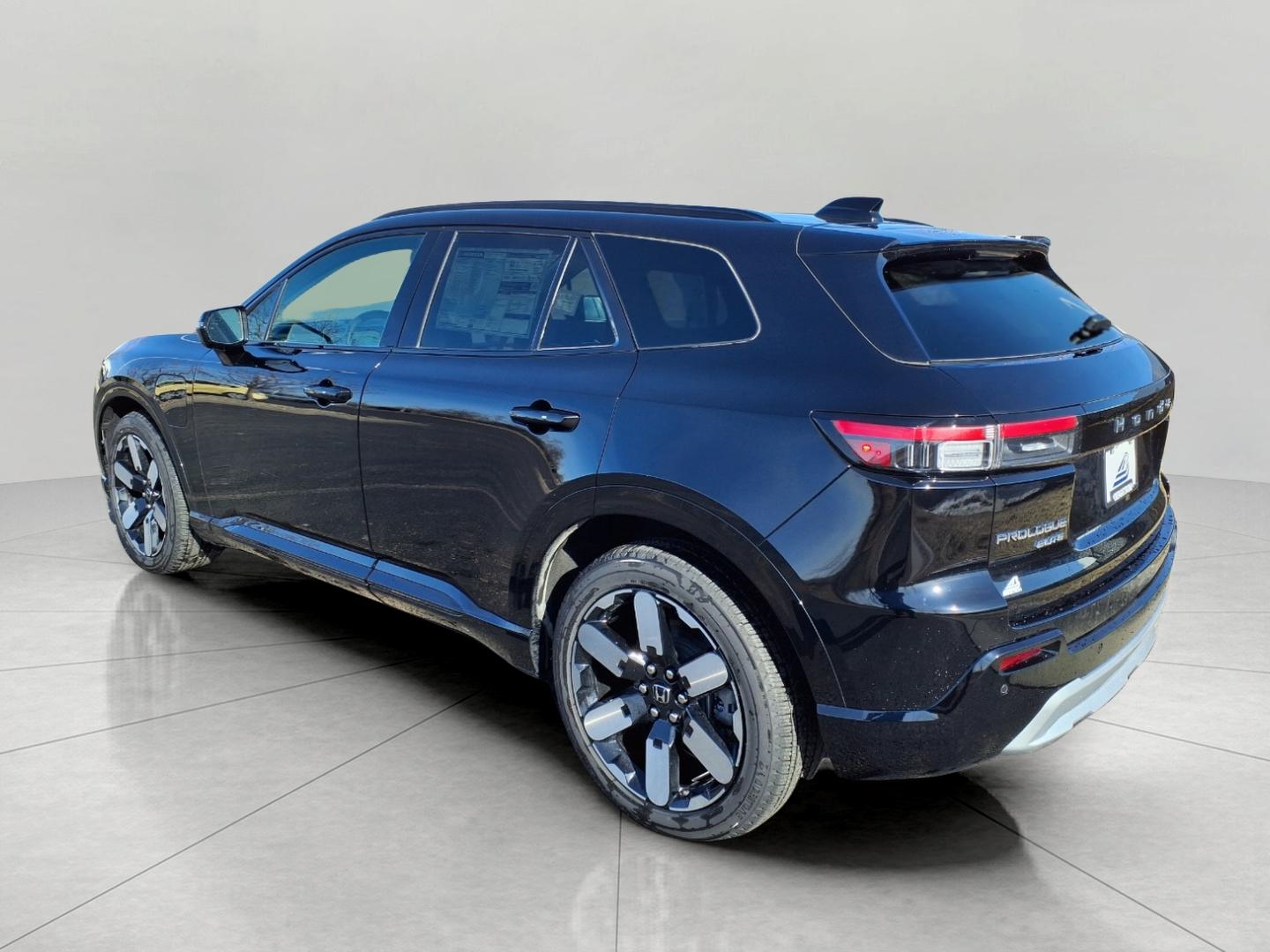 Vehicle image 7 of 37