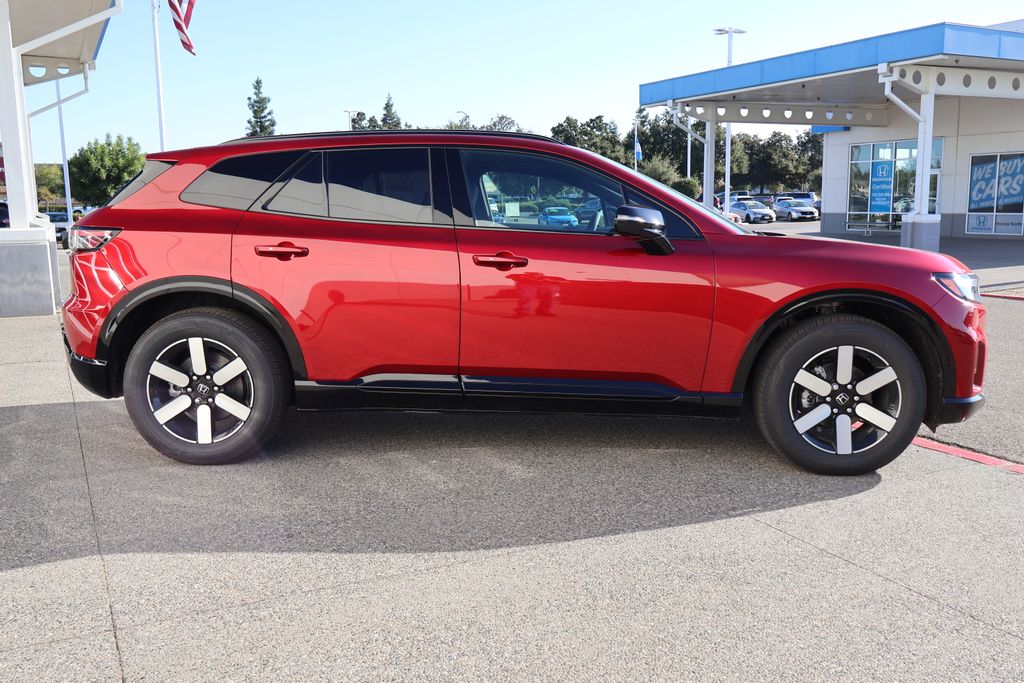 Vehicle image 4 of 29