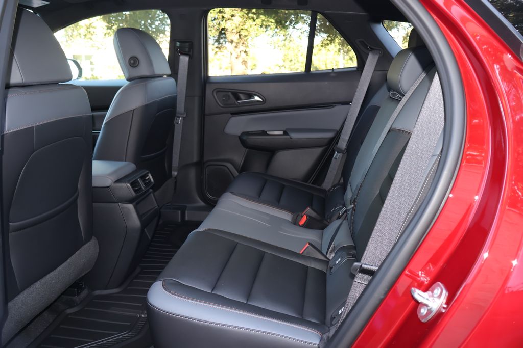 Vehicle image 11 of 29