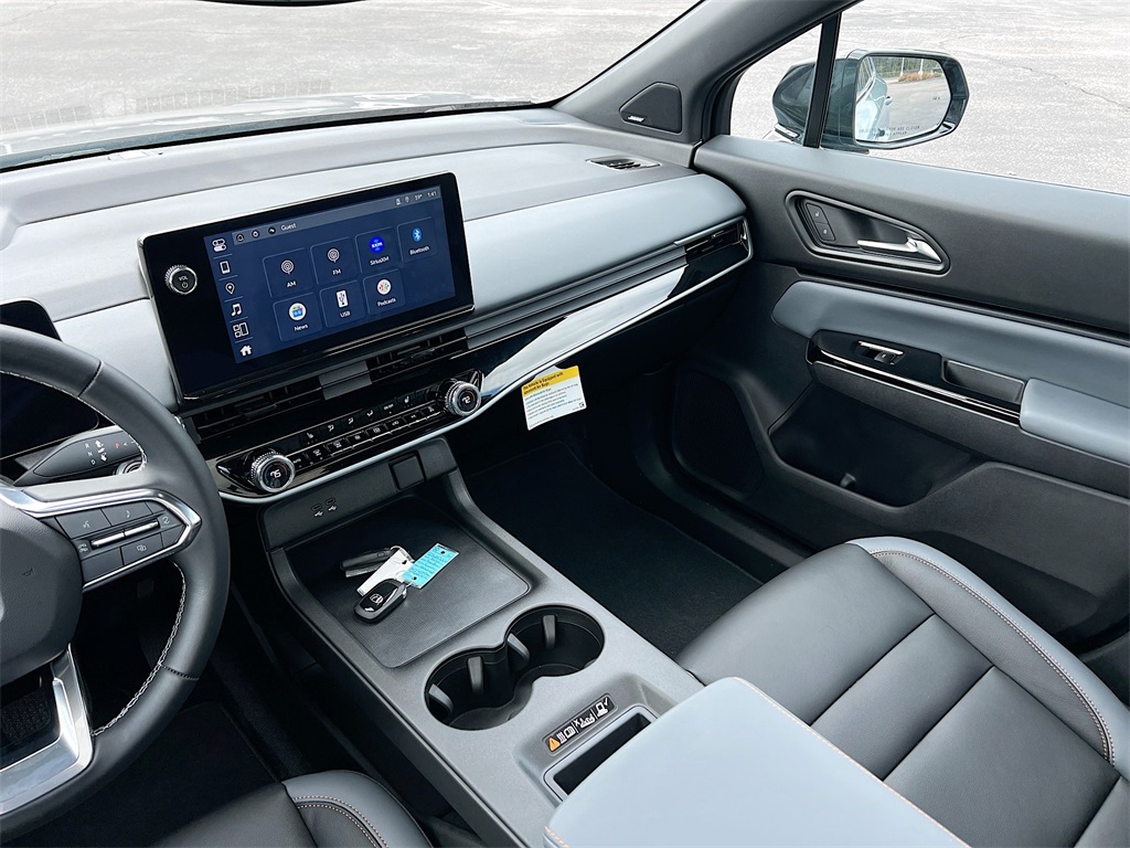 Vehicle image 26 of 34