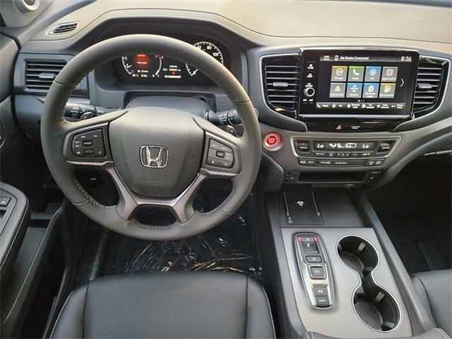 Vehicle image 22 of 24