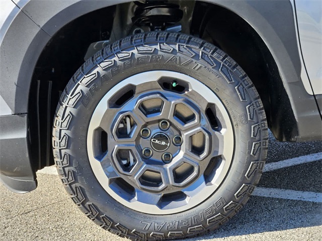 Vehicle image 9 of 24