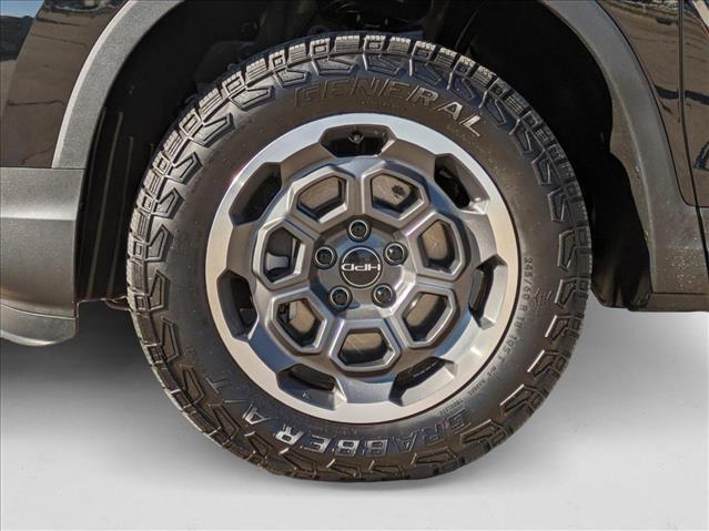 Vehicle image 9 of 18