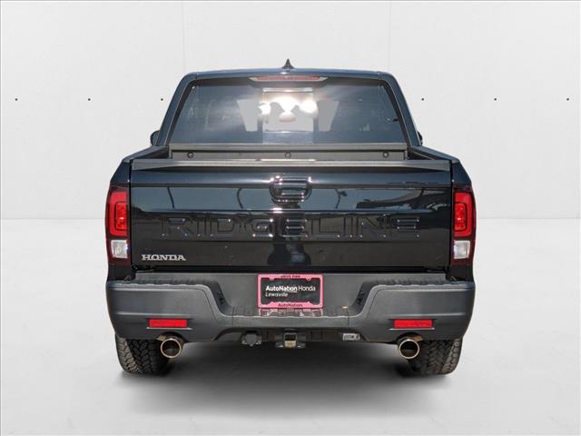 Vehicle image 5 of 18