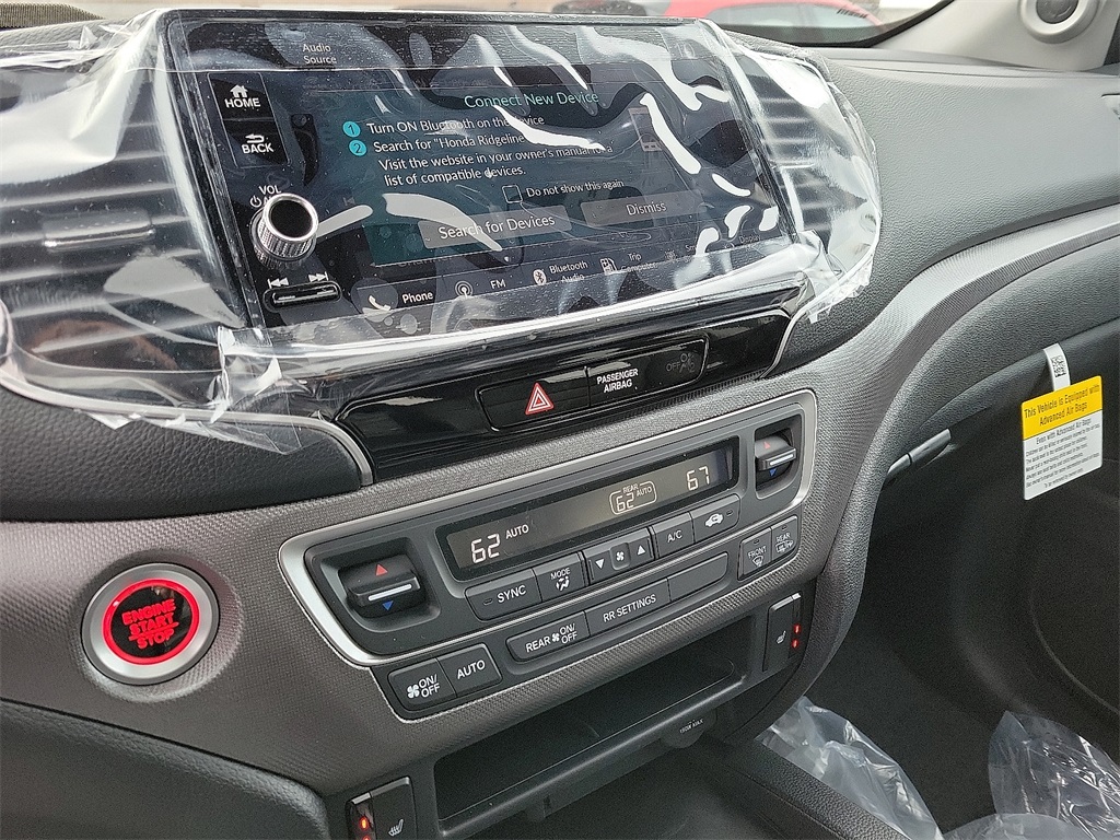 Vehicle image 7 of 10