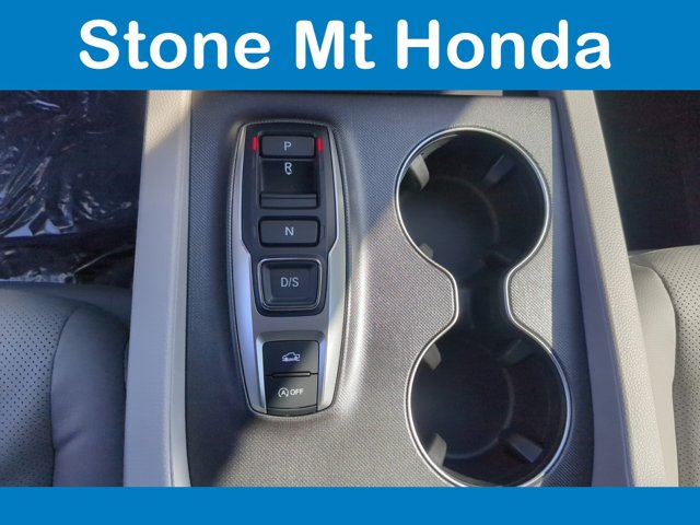 Vehicle image 12 of 15