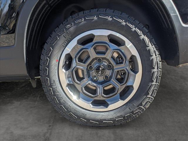 Vehicle image 10 of 19
