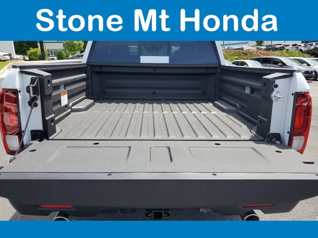 Vehicle image 6 of 17