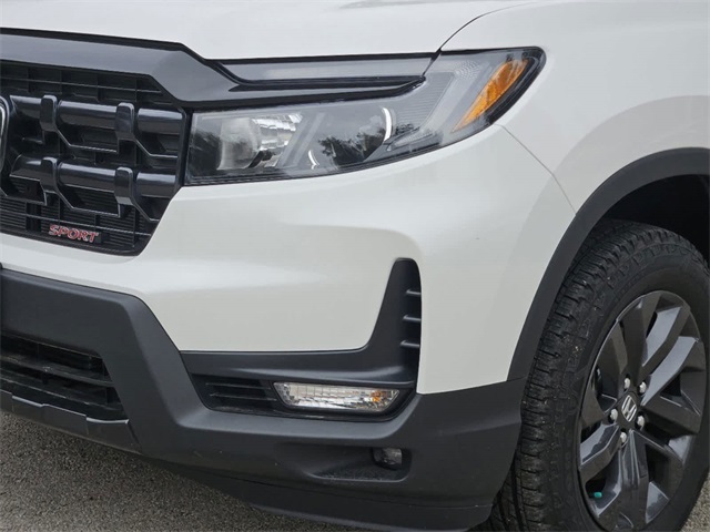 Vehicle image 7 of 24