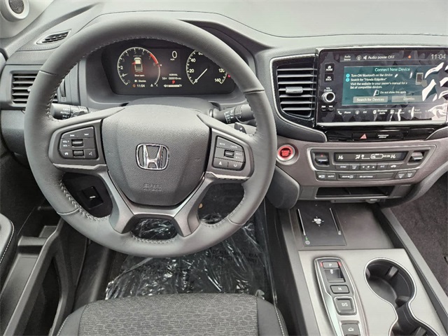 Vehicle image 21 of 24